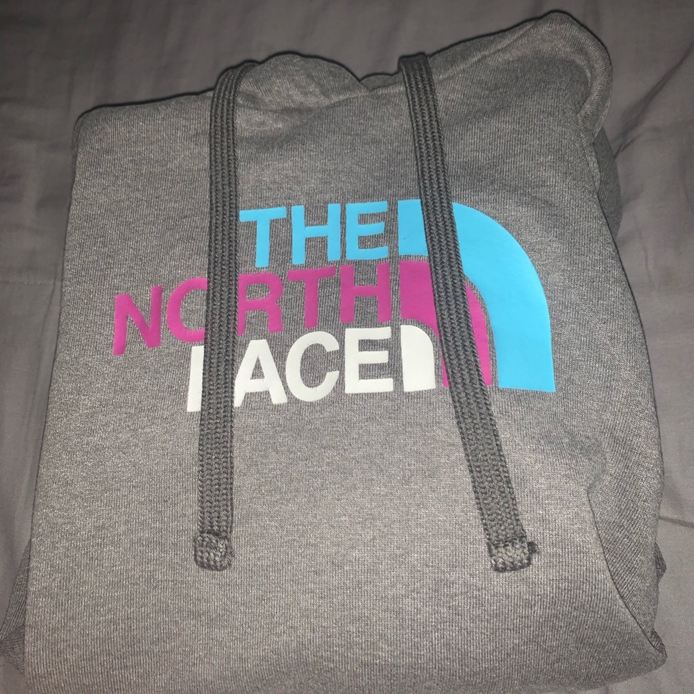 North face hoodie!!